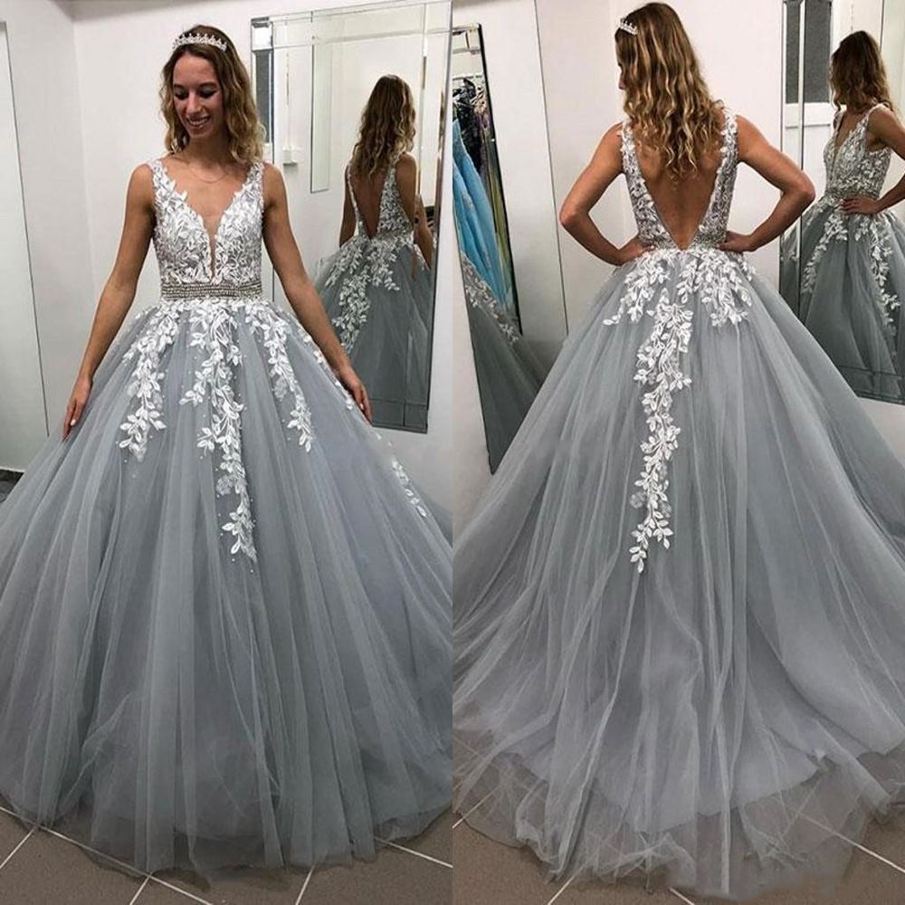 2020 Silver Quinceanera Dresses V Neck 