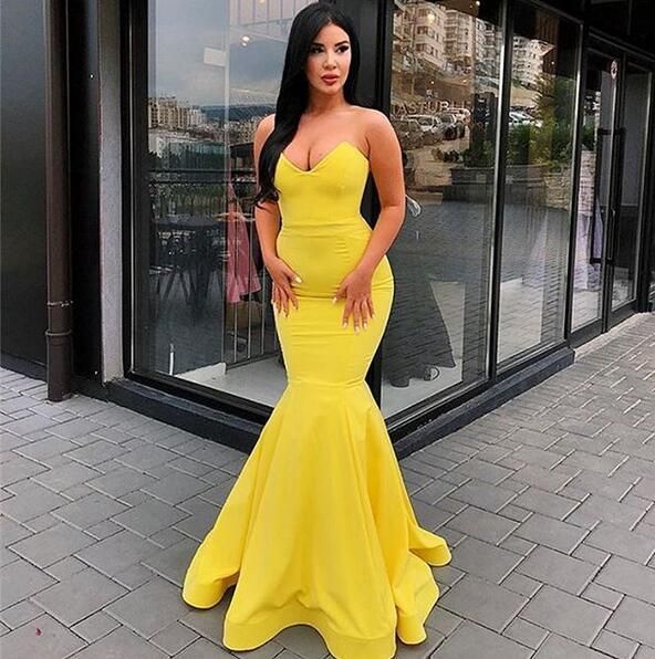 Compra Vestido Largo Y Sexy De Sirena Para Mujer Vestido De Fiesta Sin  Mangas Bata De Soirée Longitud Del Piso Vestido De Fiesta Con Cuello En V  Amarillo Abendkleider Barato | Entrega