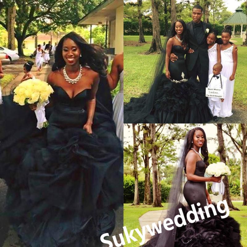 Gothic Black Wedding Dresses Ruffles Skirt Modest Mermaid Wedding