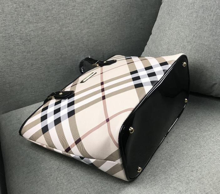 burberry handbolsas canada