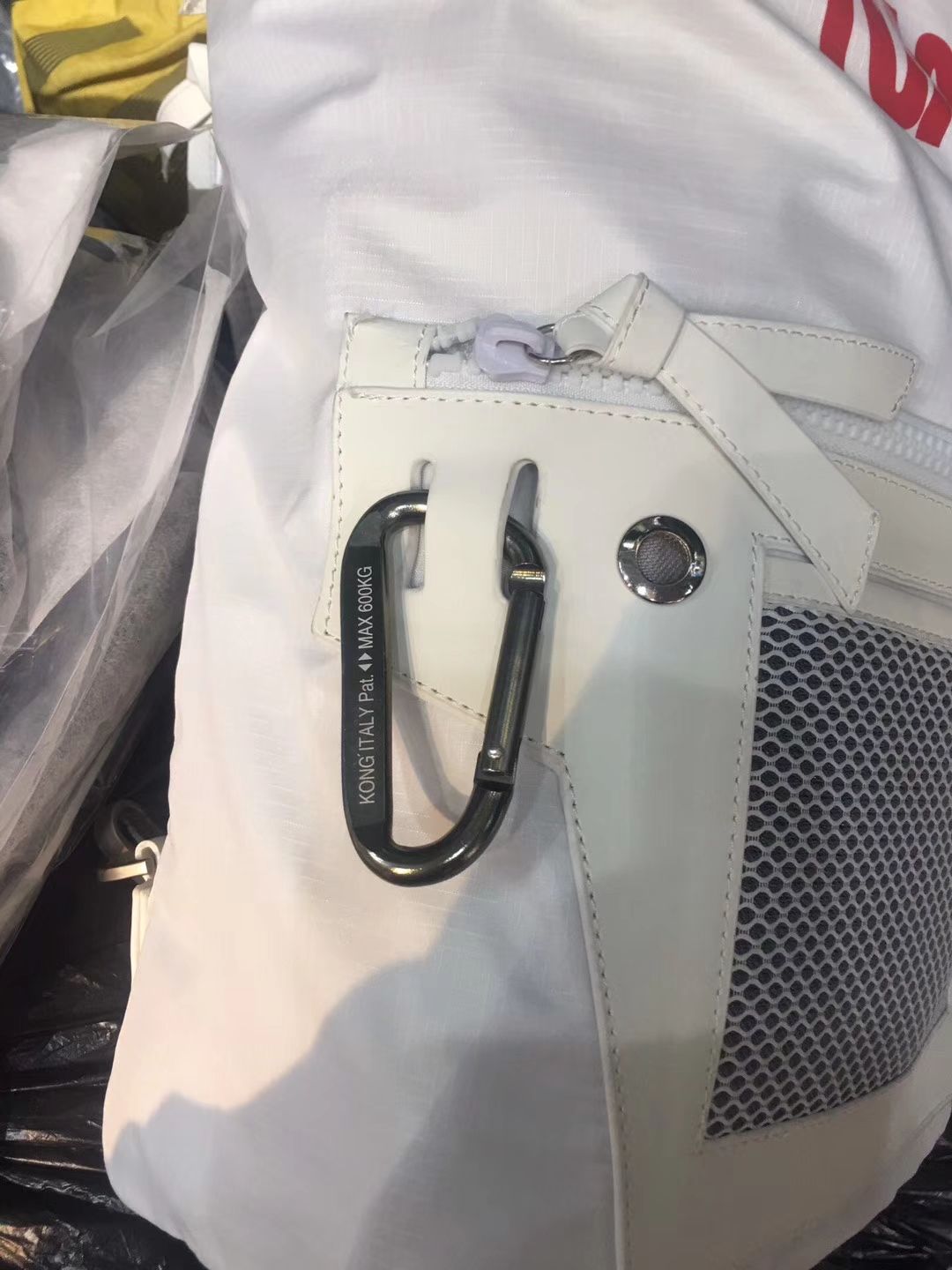 nuovedive leather bolsas