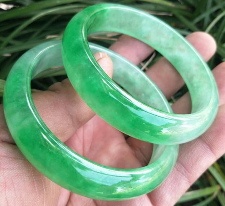 rastro Oclusión respuesta Suministro de precio de fábrica de auténtico hielo de jade natural de  Myanmar tipo Bashan verde