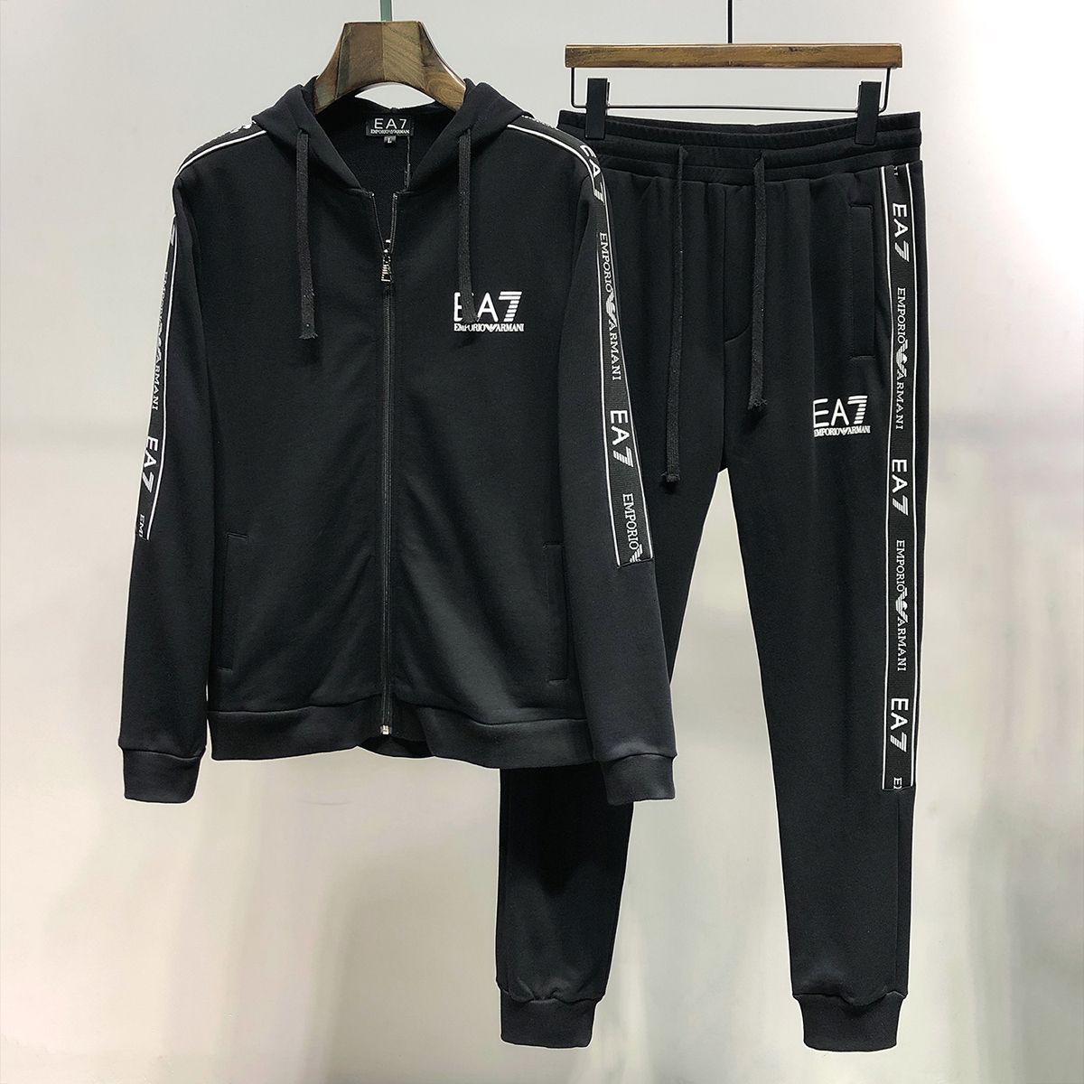 designer tracksuit dhgate