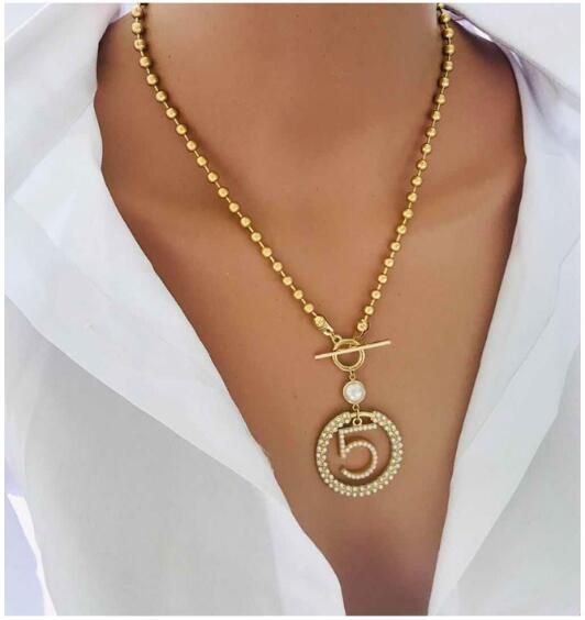 Women Long Besd Necklace Pendant Sweater Chain Jewelry Gift T 