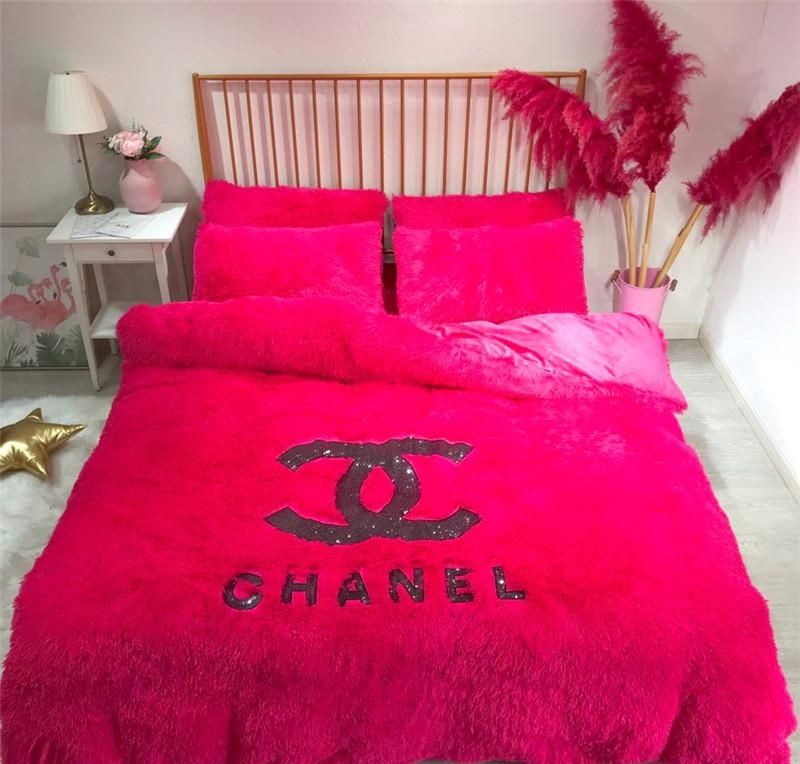 Sexy Rose Pink Bedding Cover European Style Branded Soft Plush