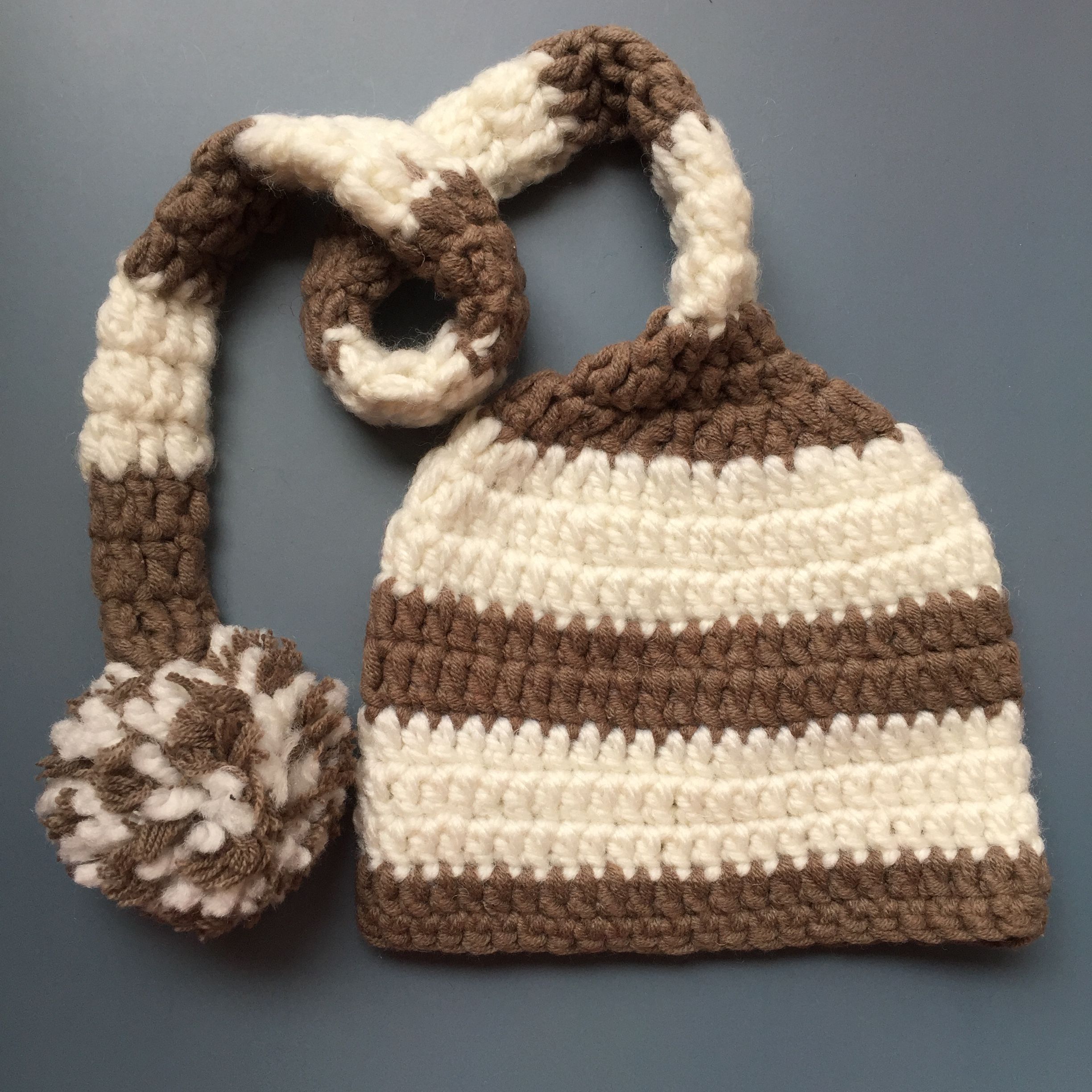 Acheter Crochet Bebe Raye Chapeau Chapeau A La Main Longue Fille Bebe Garcon Fille Avec Pompon Bonnet Enfants Printemps Hiver Bebe Nouveau Ne Photo Prop De 10 02 Du Awesome Shop Fr Dhgate Com