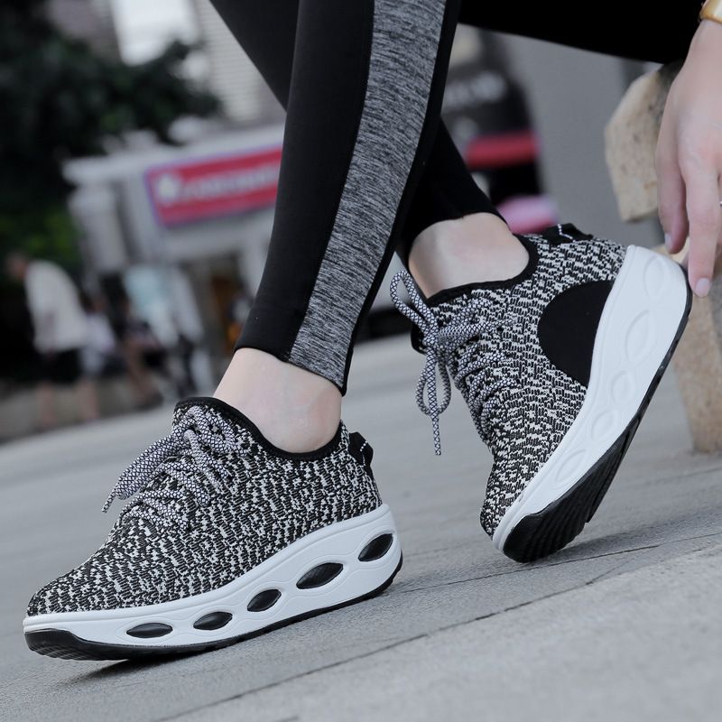 ladies sports shoes with heels