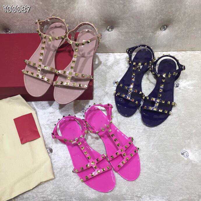 rivet jelly sandals