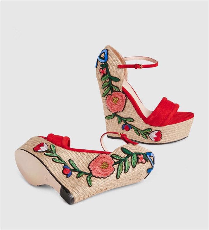 Plataformas de verano Zapatos Tacones altos Sandalias de las mujeres Hebilla tobillo Correa de flores