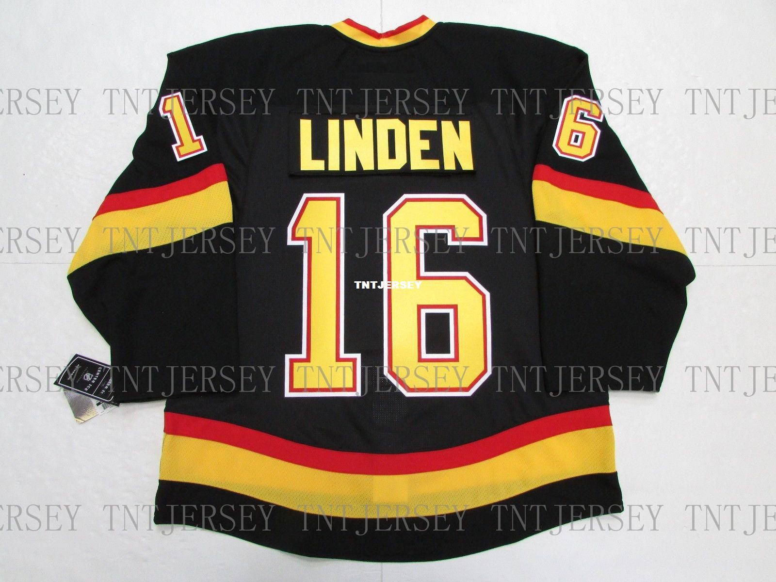 vancouver canucks flying skate jersey