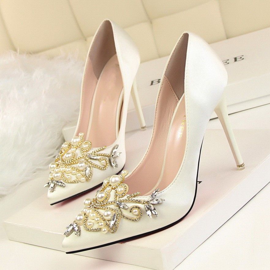 Women Designer Shoes Comfortable Wedding Bridal Shoes Sheepskin