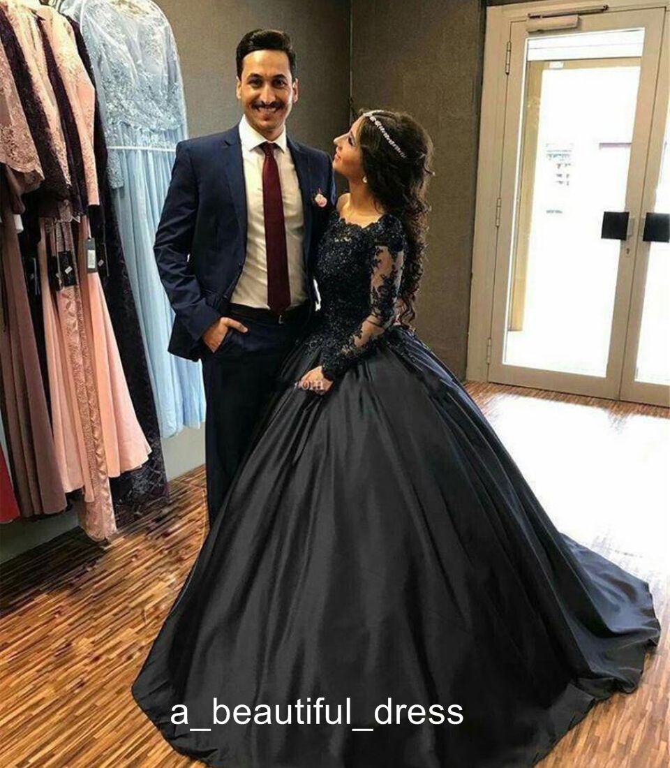 Vintage Black Ball Gown Prom Dresses 