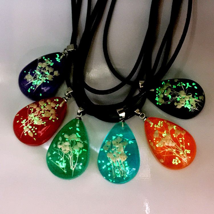 Compra Nueva Resina De Gota De Agua Collares Secas De Flores Secas  Naturales Collar De Flores De Pétalo Flor De La Planta Collares De La  Joyería Barato | Entrega Rápida Y Calidad 