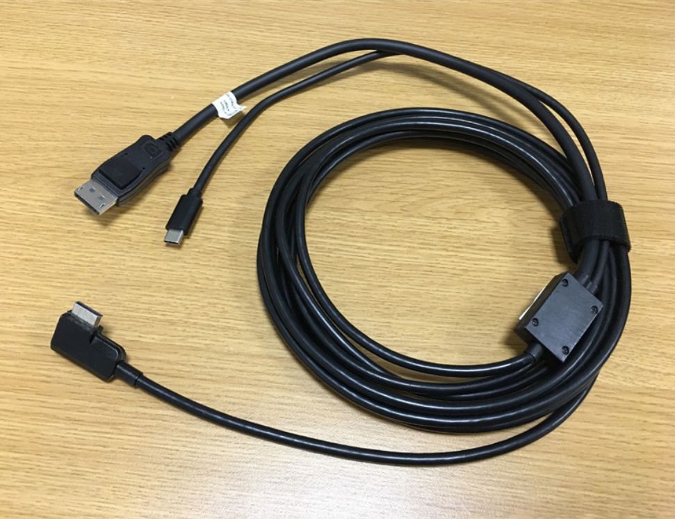 oculus fiber optic cable