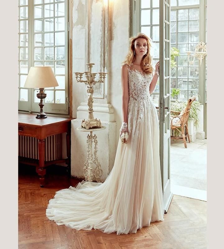 Acquistare 2019 Maniche Romantici Sheer Collo Abiti Da Sposa In Pizzo  Francese Appliques Tulle Lunghi Sweep Treno Abiti Da Sposa Sexy Economico |  Consegna Veloce E Qualità | It.Dhgate