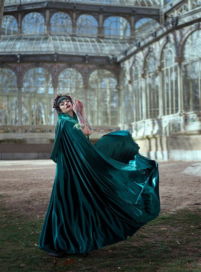 Acquistare Elfico Fantasia Cape Costume Nuovo Velvet Mantello Verde  Mantello Con Cappuccio Medioevale Con Cappuccio Economico | Consegna Veloce  E Qualità | It.Dhgate