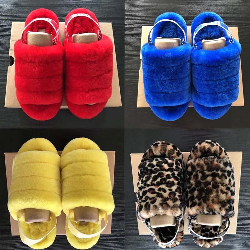 yellow pantoufles