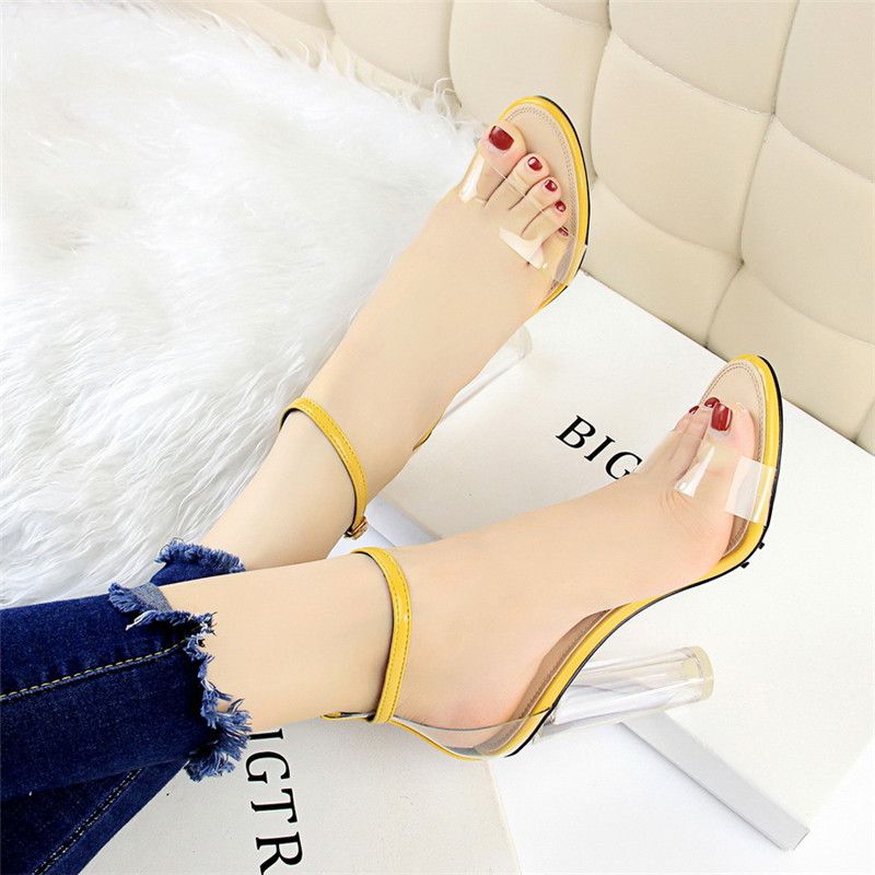 chaussure transparentes
