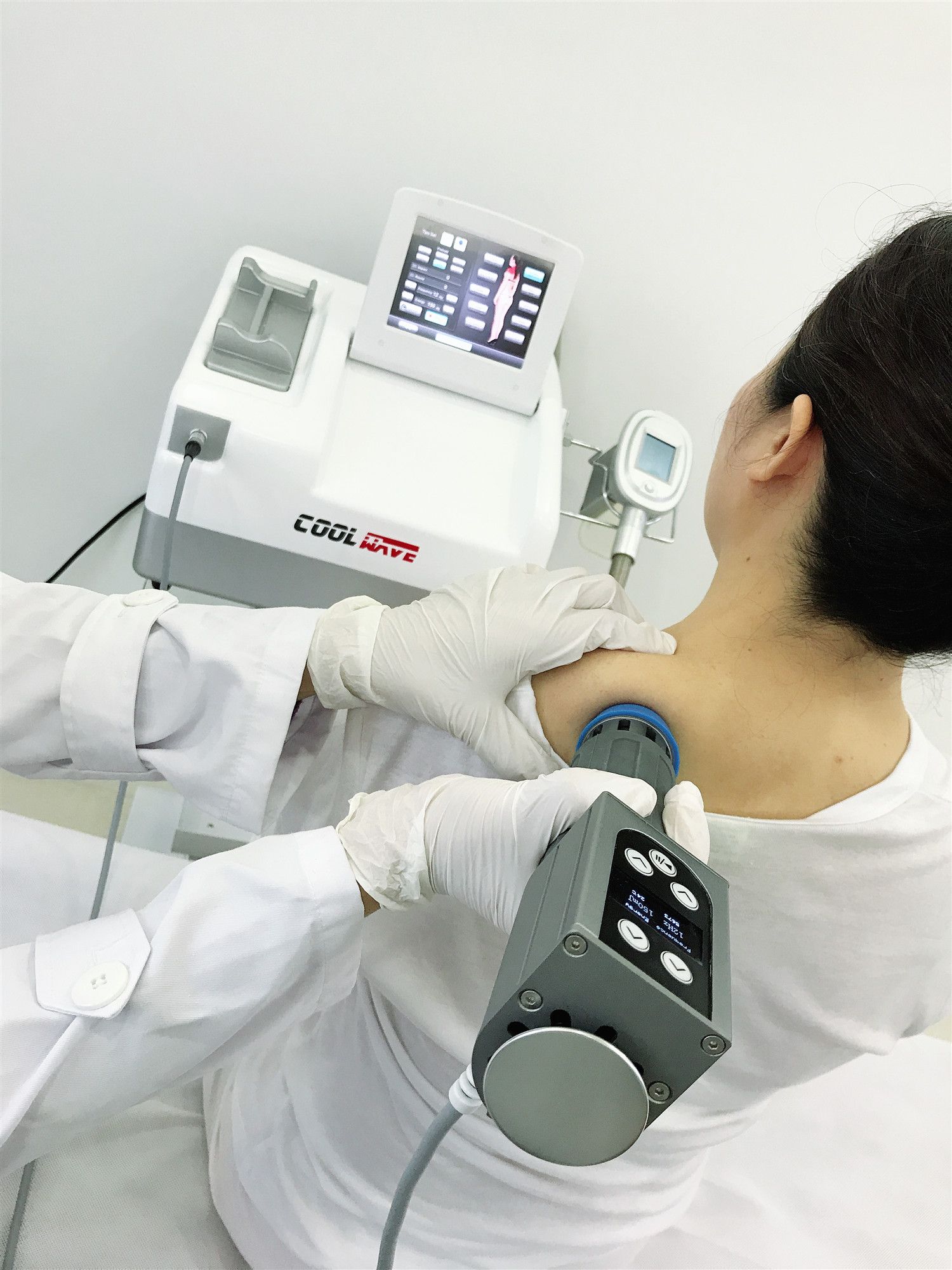 Portable Shock Wave Therapy Equipment For Body Slimming/ Hot Sale Cool