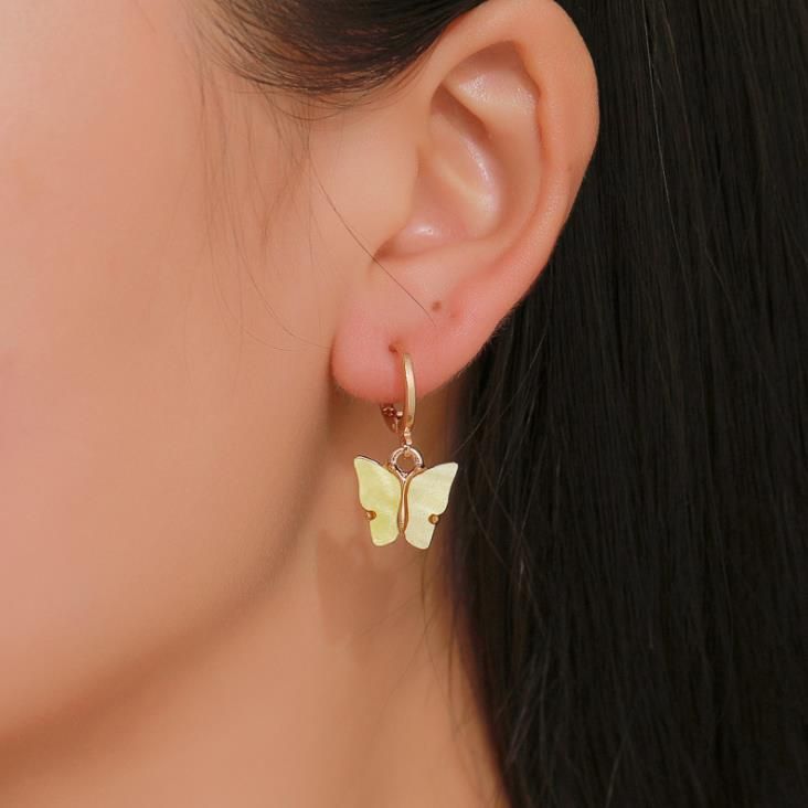 NOBRAND Pendientes Mujeres de la Muchacha de la Mariposa del oído joyería de los Pendientes de Postes de Acero de Titanio Animal Manera de la Personalidad Qiicong