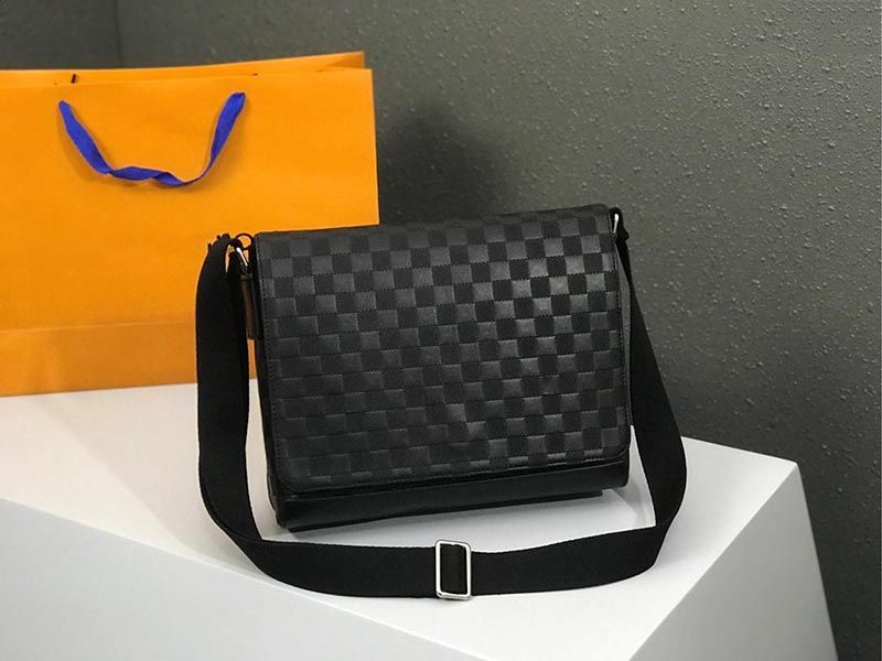 Lusso Borse per Uomo | FASHIOLA.it