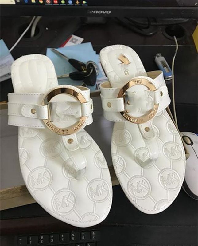 Compre Yves Saint Laurent 2019 Verano De Diseño De La Marca De Sandalias De  Playa Para Hombre Y Mujer De Las Sandalias Planas Interiores G Zapatillas  Zapatillas De Interior Con A 78,72