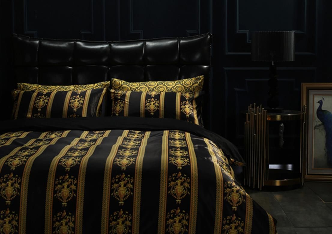 Luxury European Style Gold Black Hotel King Bedding Set Fashion