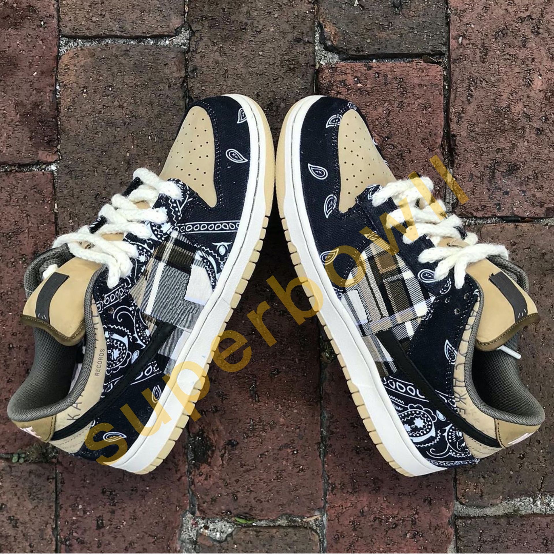 womens plaid tennis shoes