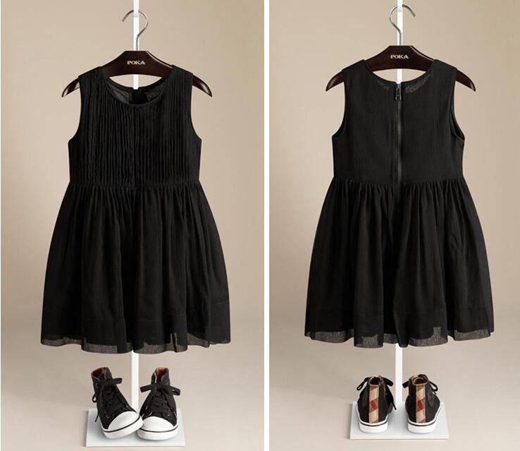 girls black sleeveless dress