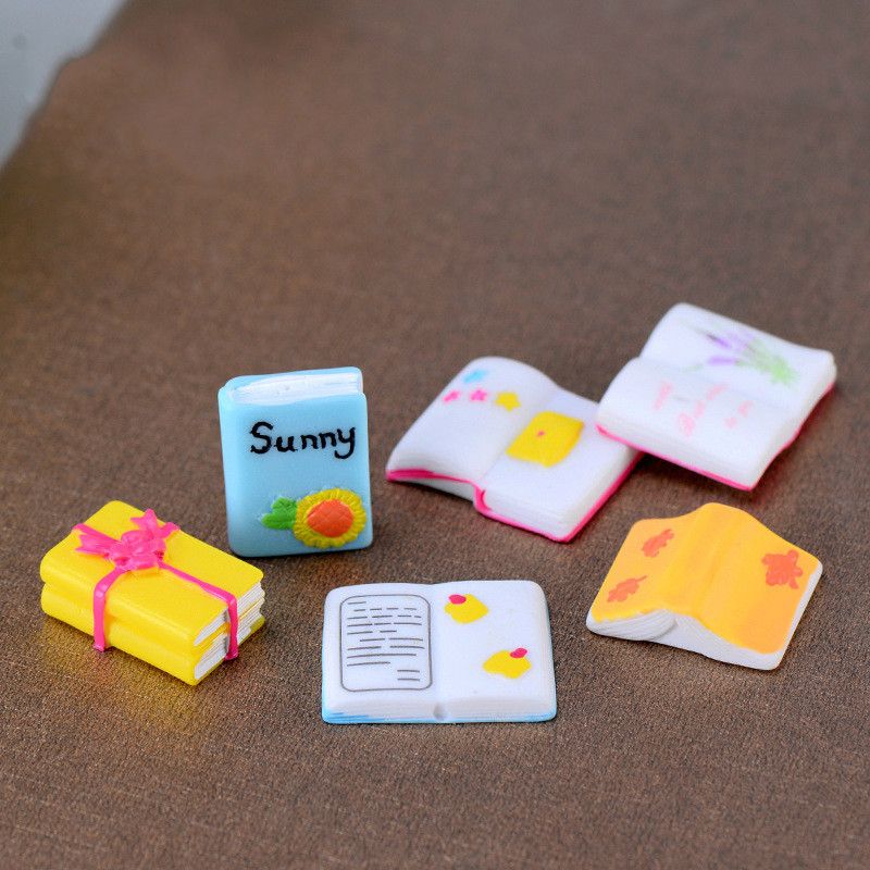 Grosshandel Kawaii Cartoon Mini Buch Verzierung Koreanischen Stil Harz Geschenk Miniatur Fee Garten Dekoration Schlusselbund Zubehor Diy Zakka Kinder Spielzeug Material Von Ivysunday 0 24 Auf De Dhgate Com Dhgate