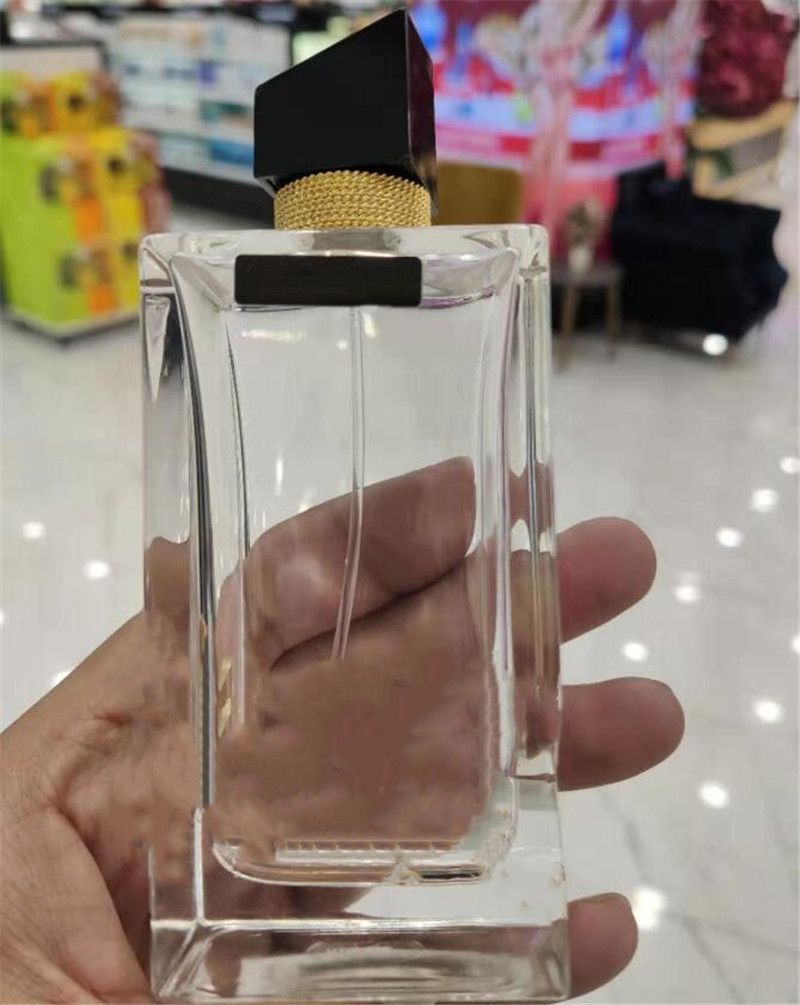 En Iyi Kadin Parfumleri Gelmis Gecmis En Populer 15 Kadin Parfumu