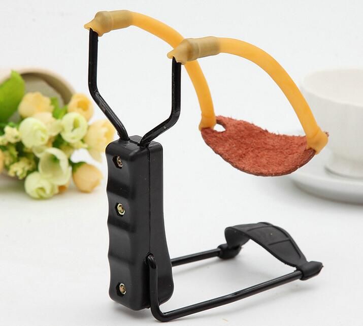 Wholesale Stylish And Cheap BRAND HOT SALE New Folding Wrist Sling Shot