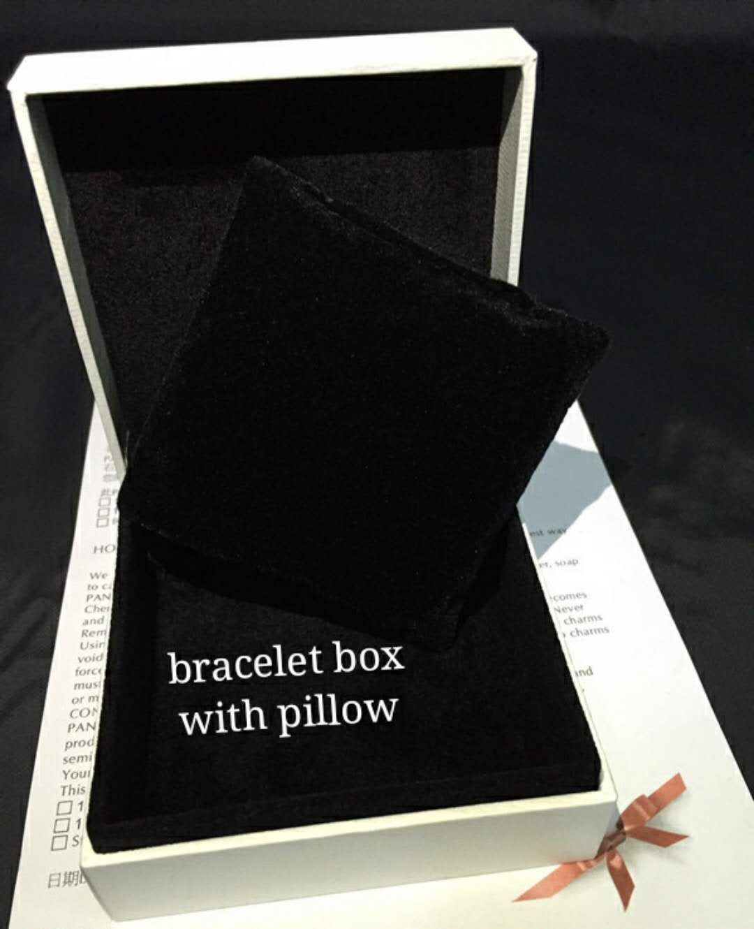 bracelet box with pillow