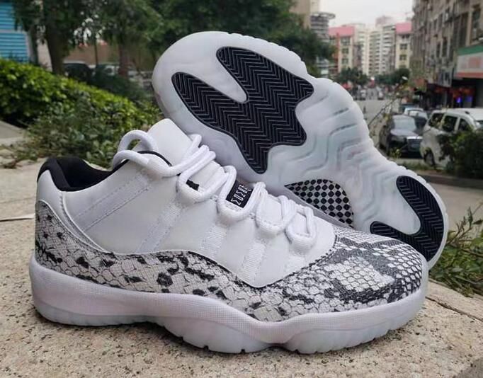 snakeskin 11s grey