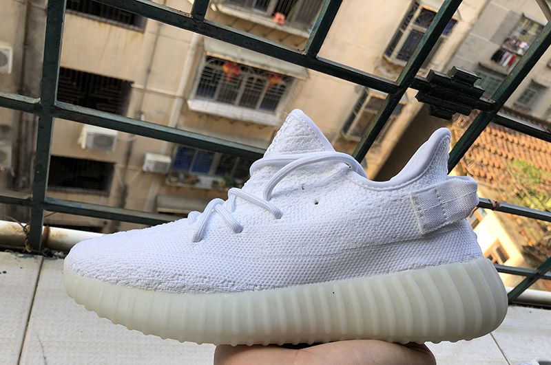 yeezy boost 350 v2 adidas arcobaleno