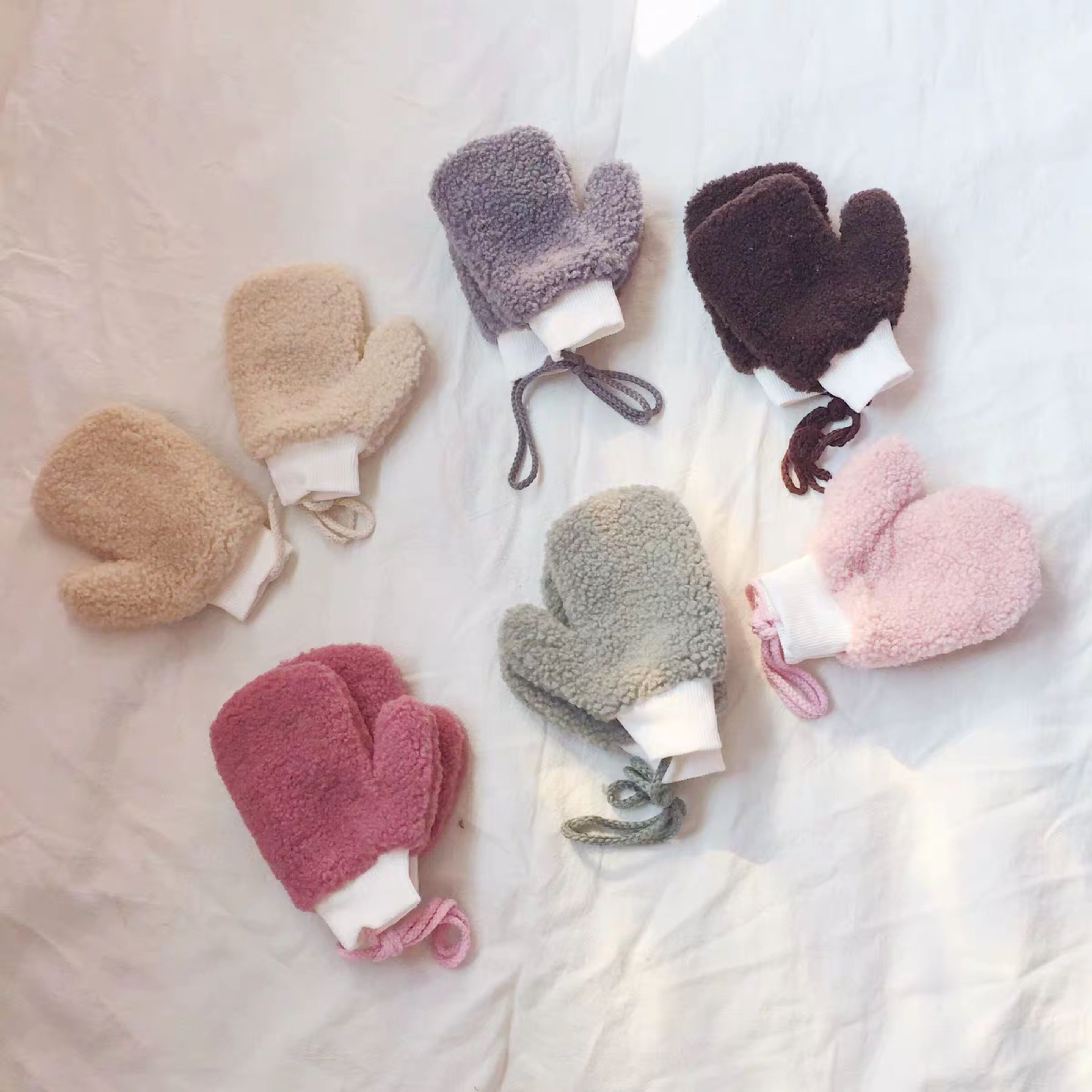 infant mittens with string