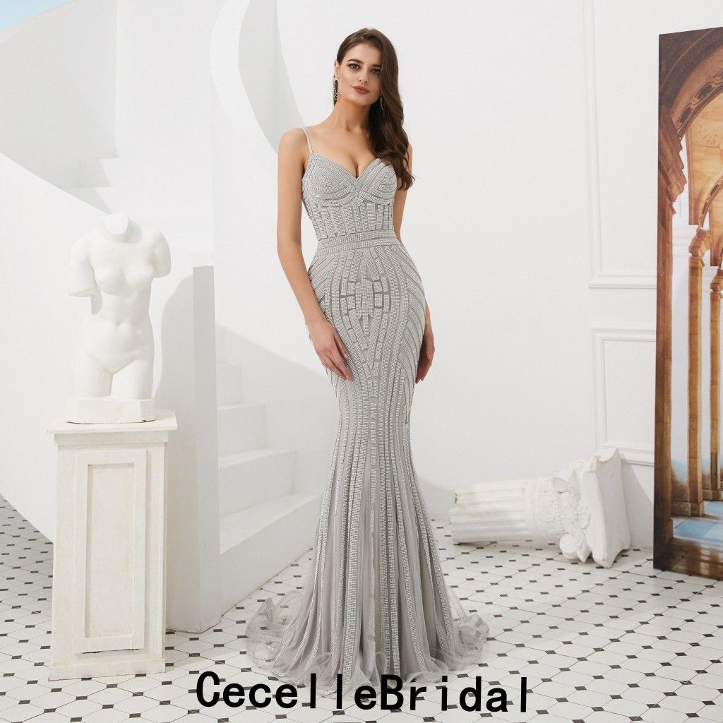 Großhandel Silber Pailletten Lange Meerjungfrau Luxus Abendkleider 8 Mit Spaghettiträgern Schatz Kurzen Zug Frauen Elegante Party Kleider Von Großhandel Silber Pailletten Lange Meerjungfrau Luxus Abendkleider 8 Mit Spaghettiträgern Schatz Kurzen Zug Frauen Elegante Party Kleider Von