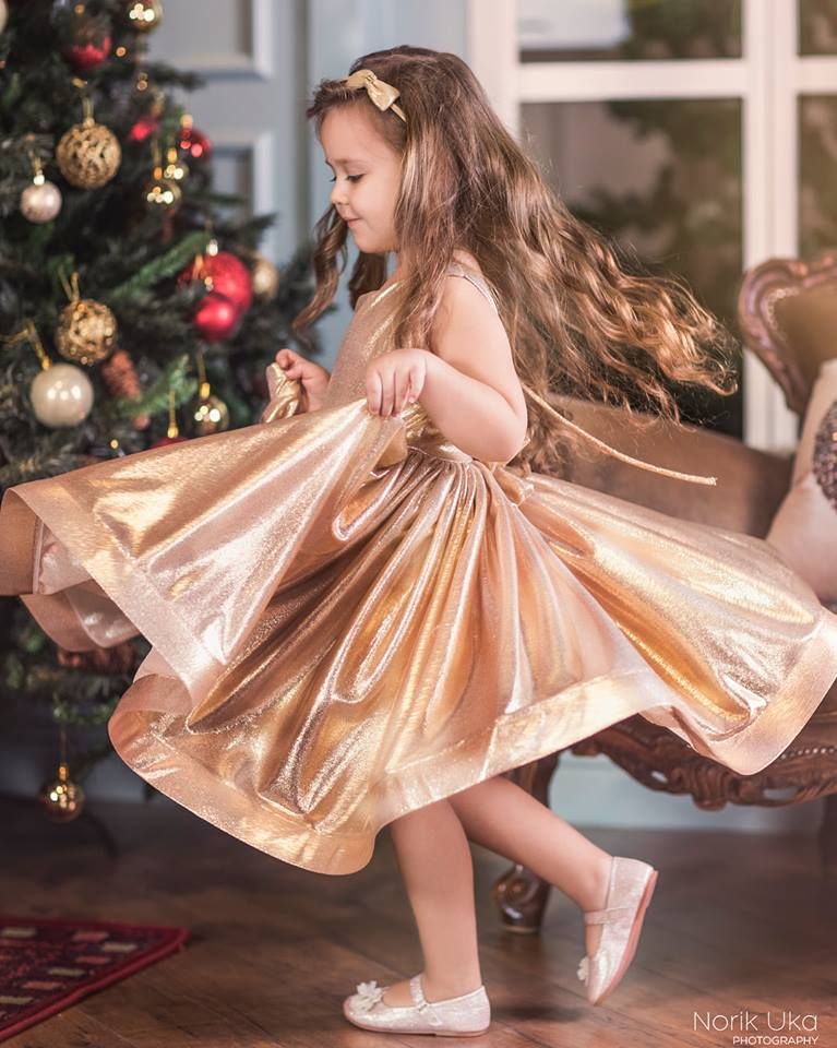 Acquistare Una Linea Lace Oro Principessa Di Natale Prima Comunione Abiti Da  Sposa La Cerimonia Bambini 2019 Little Girl Pageant Abiti Economico |  Consegna Veloce E Qualità | It.Dhgate