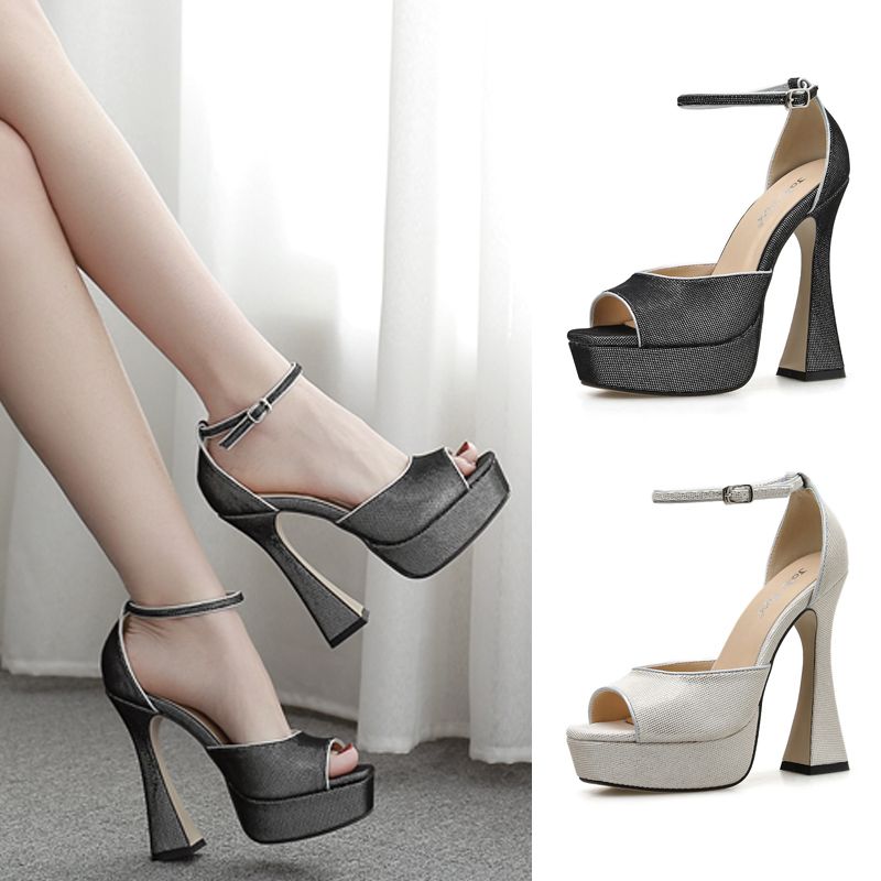 13.5 shoe size in european