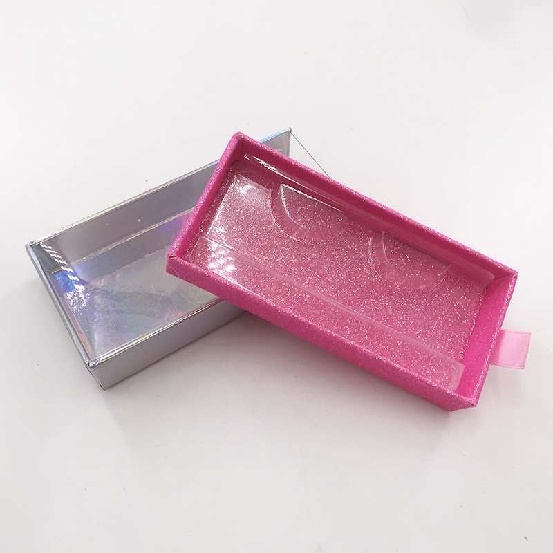 ярко-розовая голографическая коробка