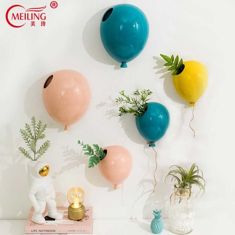 Creative Ceramic Balloon Decorative Wall Vase For Flowers