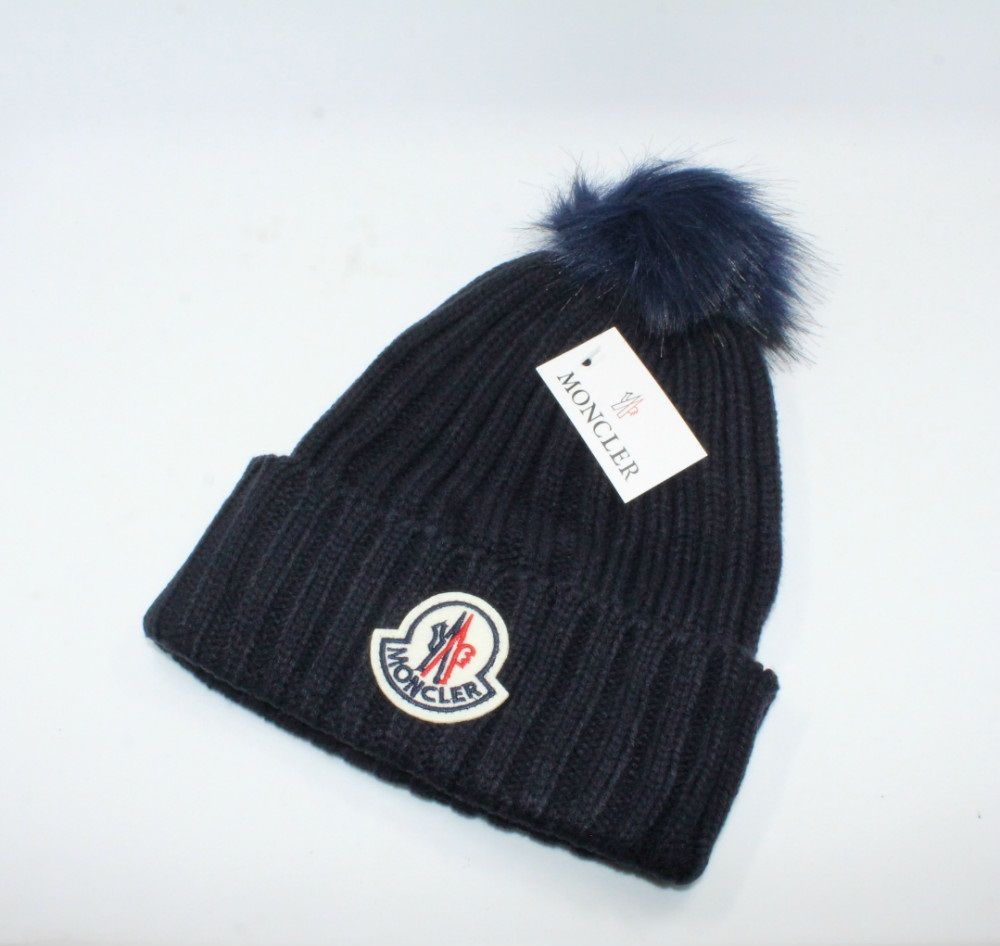 moncler skully hat