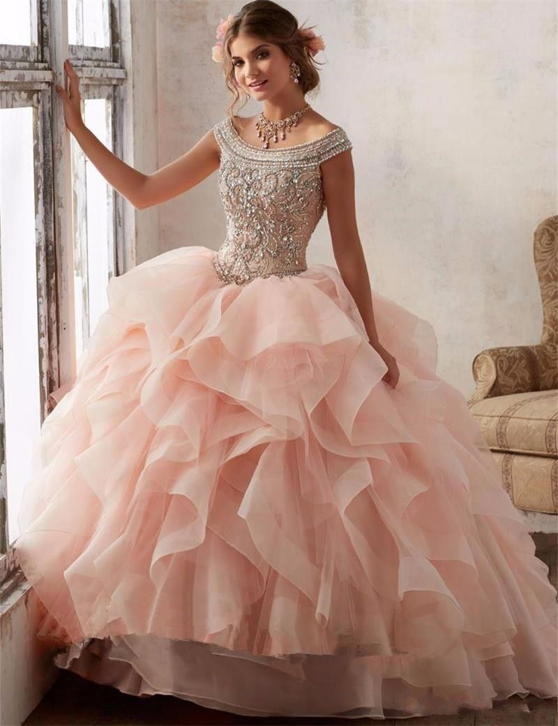 Precioso vestido de fiesta Vestidos quinceañera 2019 Rebordear Crystal Sweet 16 Vestido de 15