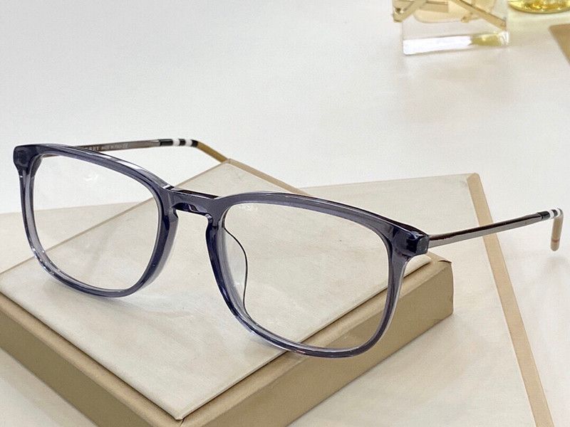 Compra 2283 Nueva Tendencia De Diseño Lentes De Sol Retro La Mitad De  Montura Lentes Hueco En La Parte Inferior De La Lente De La Lente Clara  Eyewear UV400 Barato | Entrega