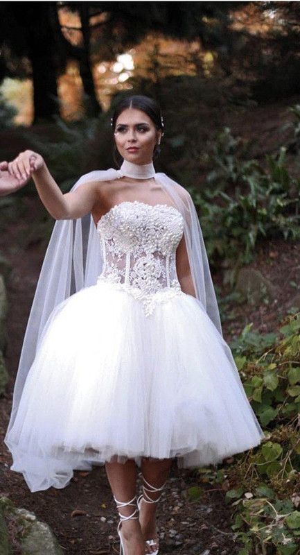 Acquistare Abiti Da Sposa Country Caldi In Tulle Gonfio Corto 2020 Con  Involucri In Pizzo Applique In Rilievo Abiti Da Sposa Da Sposa Abito Sexy A  Vita Bassa Economico | Consegna Veloce
