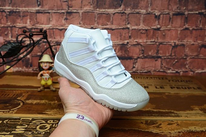 Compra Nike Air Jordan 11 Los Niños Retro 11s Zapatos De Baloncesto J11  Bajos Para La Venta De Alta Calidad Barons Oro Metálico Niños Niñas Niños  Jóvenes Jumpman 11 XI Zapatillas De