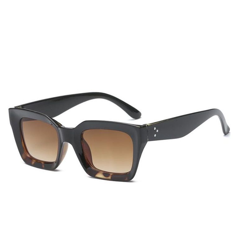 thick frame sunglasses