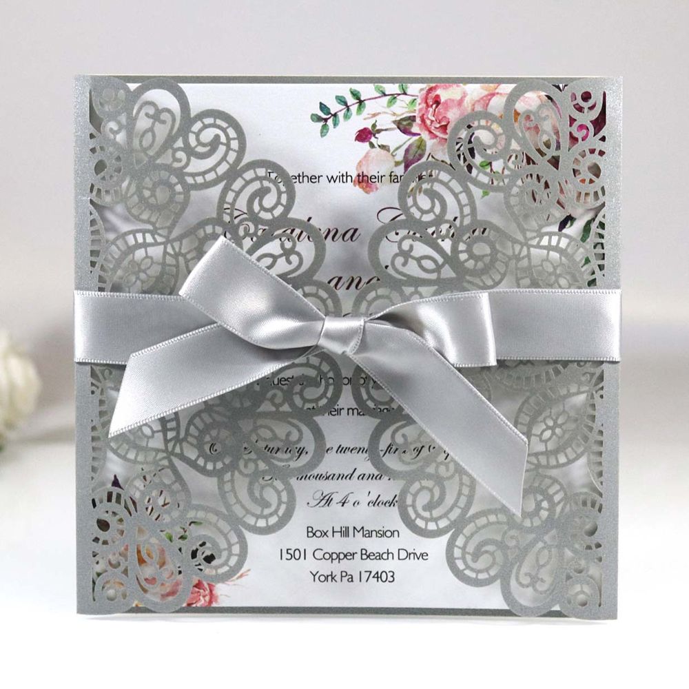 Compra Elegante Plata Brillante Fiesta De Bodas Invitaciones Con Cinta 20 +  Color Láser Corte Pliegue Dulce Quince Cumpleaños Invitación Tarjeta  Matrimonio Invita Barato | Entrega Rápida Y Calidad | Es.Dhgate