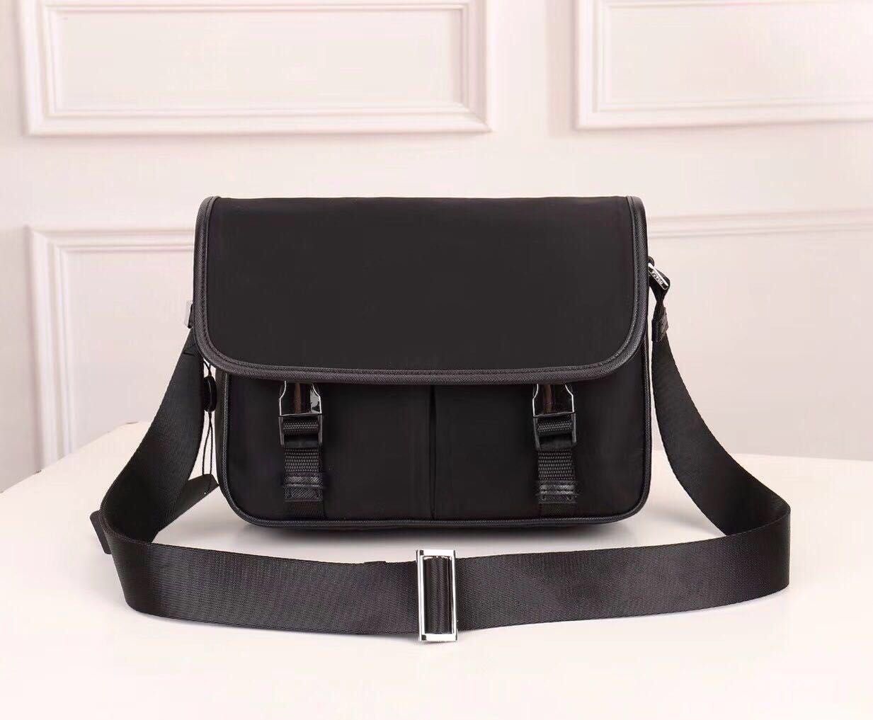 messenger style purse