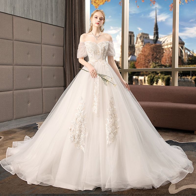 wedding dress for big belly